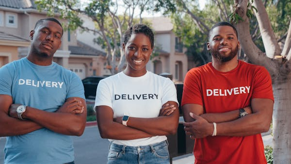 Top 5 Transformative Benefits of Company Uniforms for Your Business